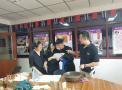 图6.张长君老师做新闻写作培训